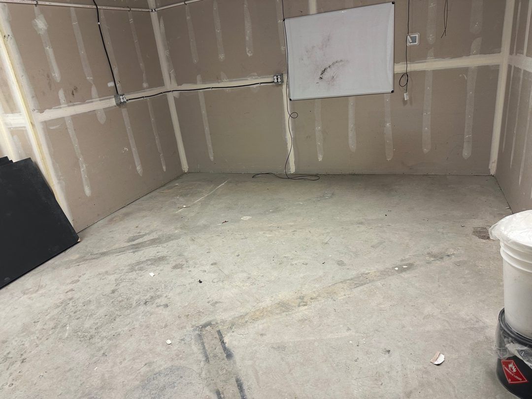 Apartment unit interior cleared and re-lease ready at Bella Apartments, Kirkland