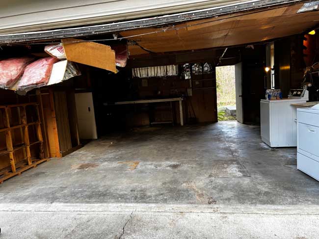 Garage junk removal Mercer Island by Junk B Gone Team