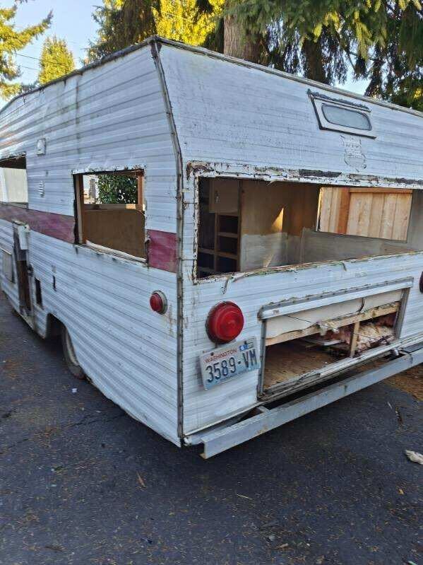 Old Camper getting removed in Seattle