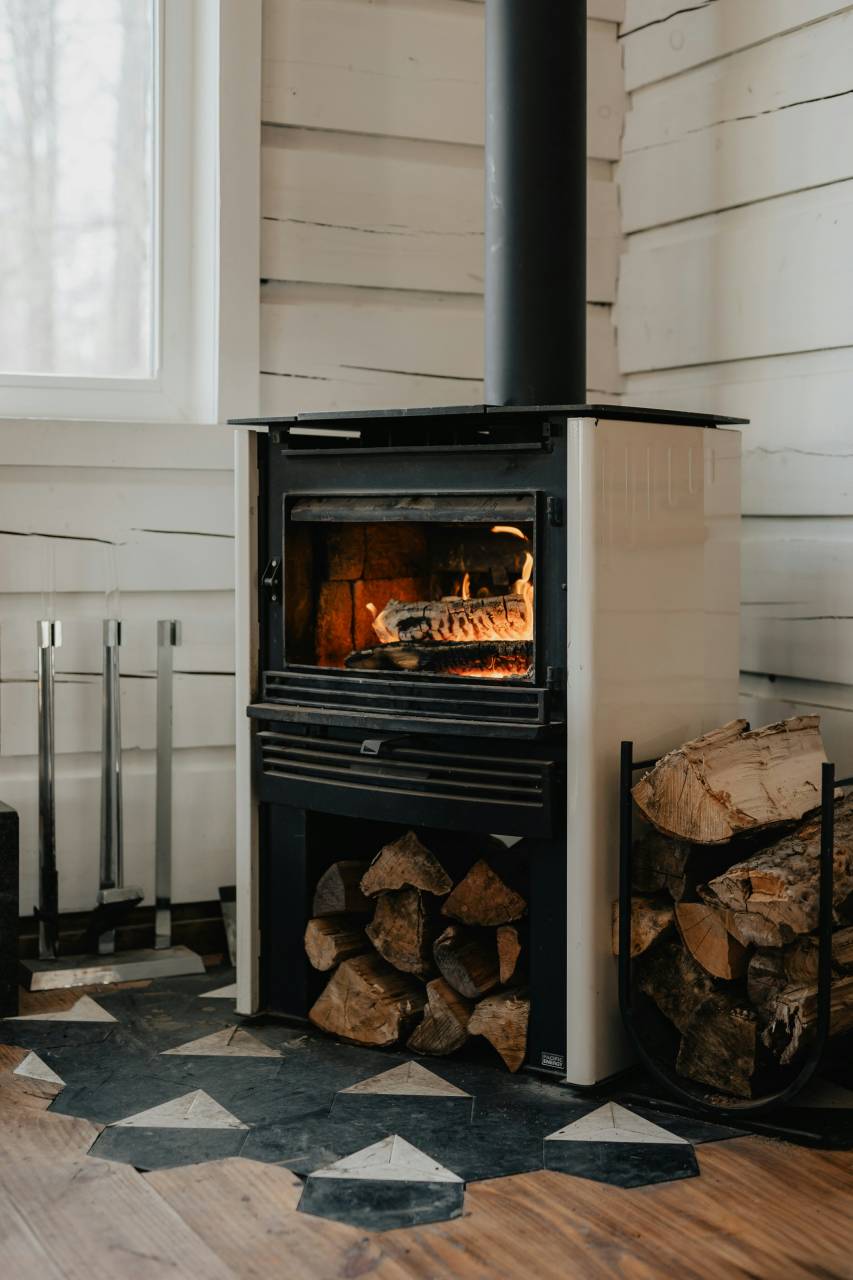 How to Remove a Fireplace Insert: A Comprehensive Guide